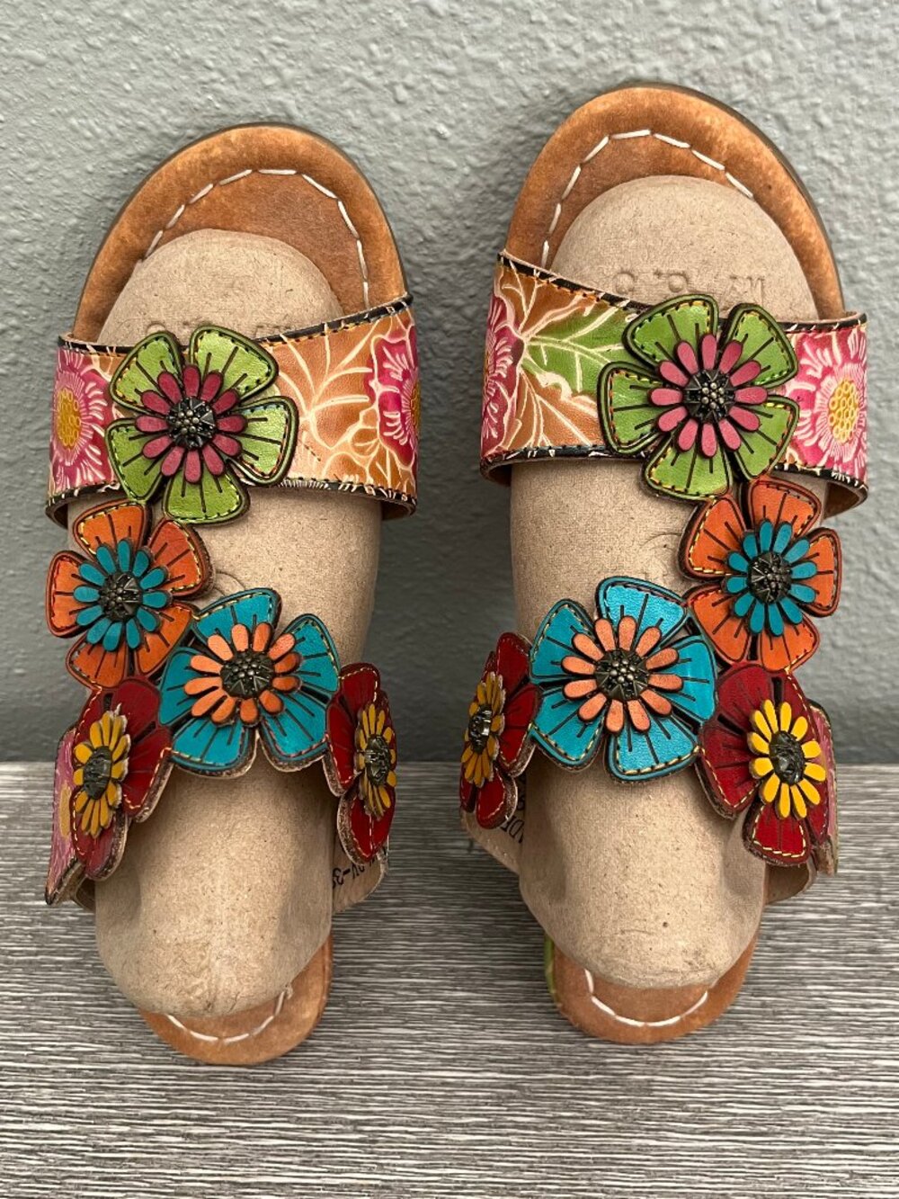 L'Artiste Flower Sandals